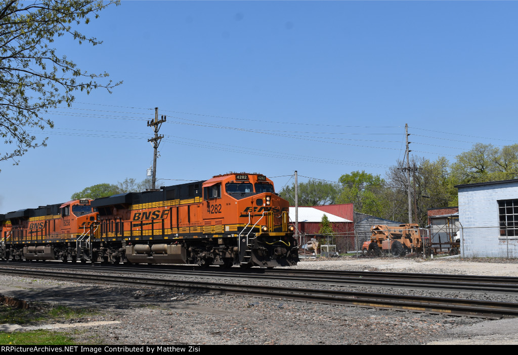 BNSF 4282 8258